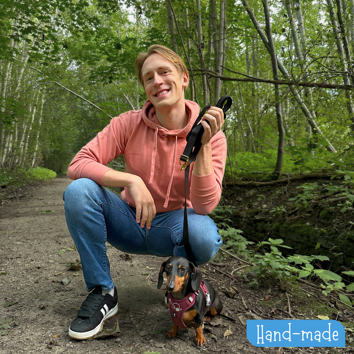 Handmade hands-free leash